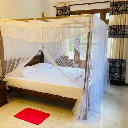 Horizon Guest House Mirissa Exterior photo